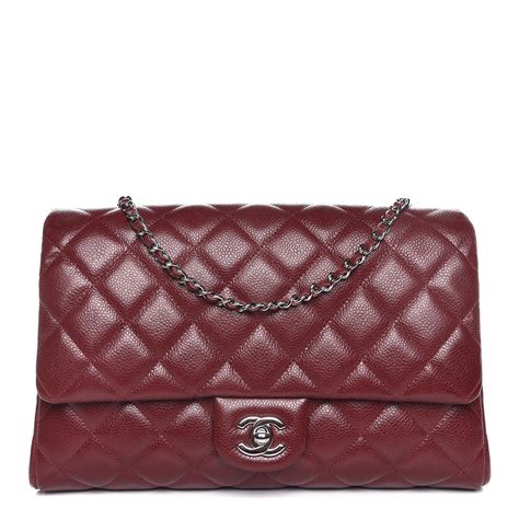 CHANEL Caviar Quilted Flap Clutch Red